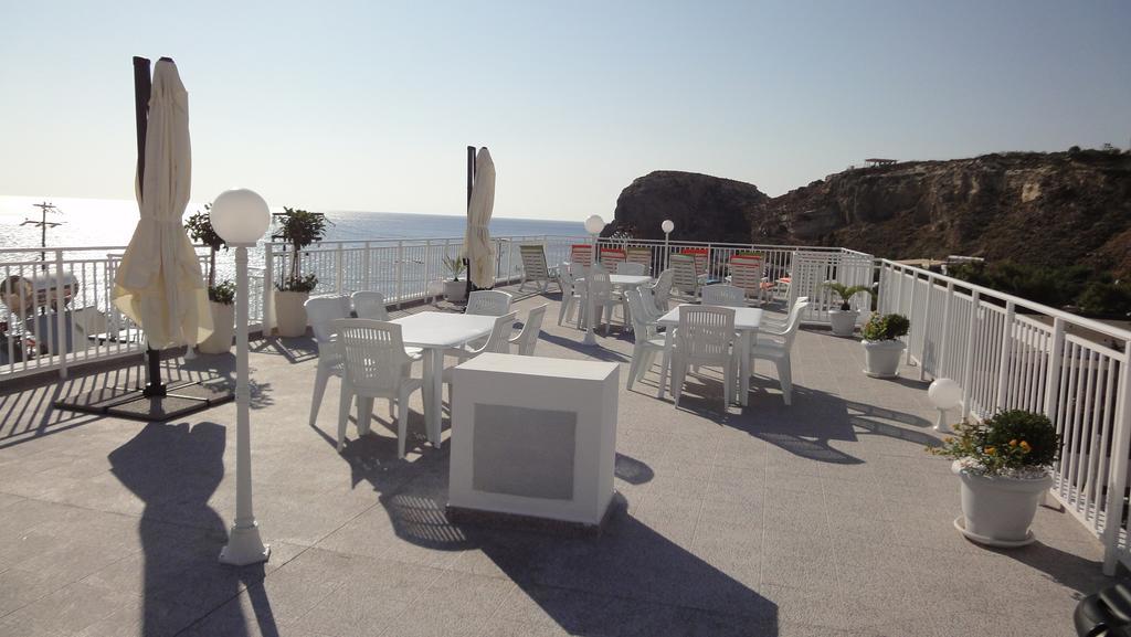 Mediterraneo Stegna Exterior photo